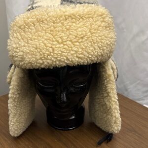 Men's Cream Shearling Trapper Hat
